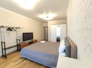 Апартаменты 1890 Cozy apartment with panorama city view Киев Апартаменты с 1 спальней-9